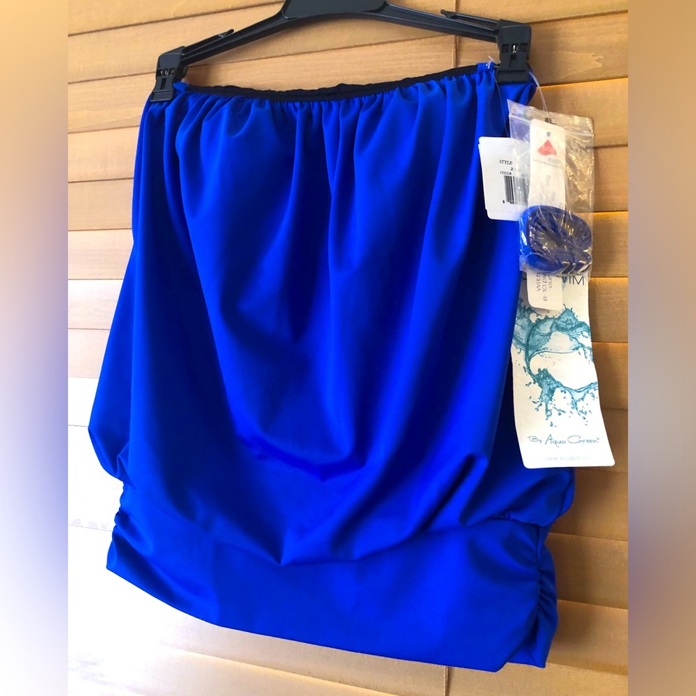 AQUA GREEN, ECO SWIM WOMEN’S SWIM TOP NWT WITH STRAPS SIZE 8 IN BLUE COLOR - Picture 1 of 9